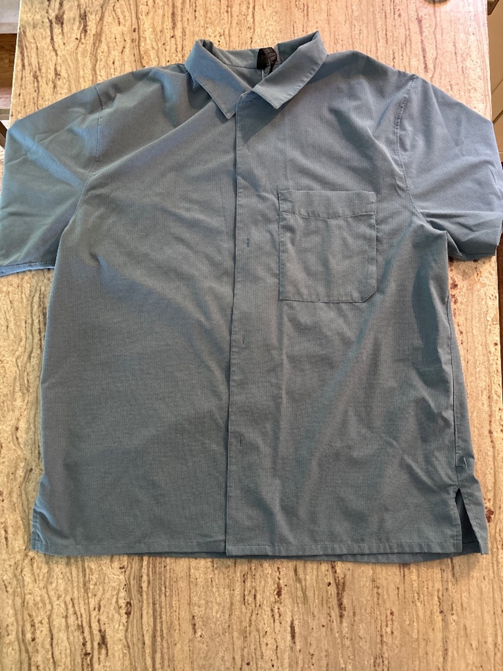 Lulelemon Short Sleeve Button Up